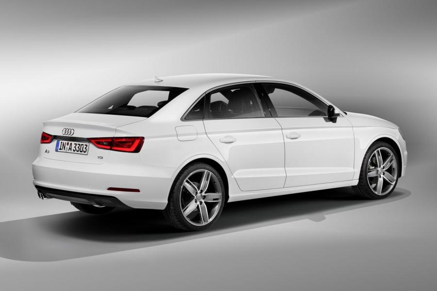  Audi A3 Sedan 2.0 TDI (8V) 2013 года  (WW) (фото 23 из 42)